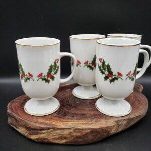 Kashima Christmas Holly Pedestal Mugs Set of 4 Japan Fine Porcelain 4.75"